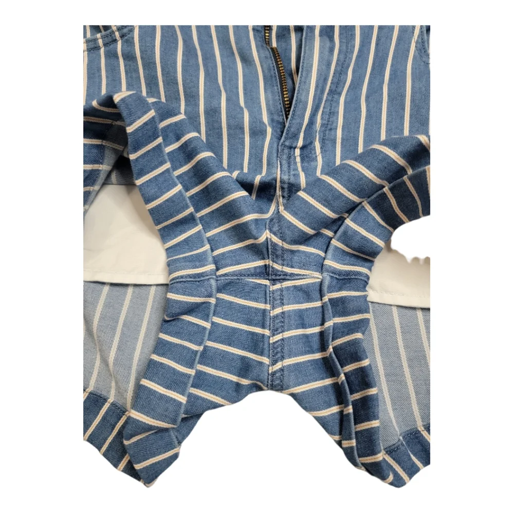 American Eagle Striped Mom Shorts Size 8‎ Blue White Summer Vacation Preppy